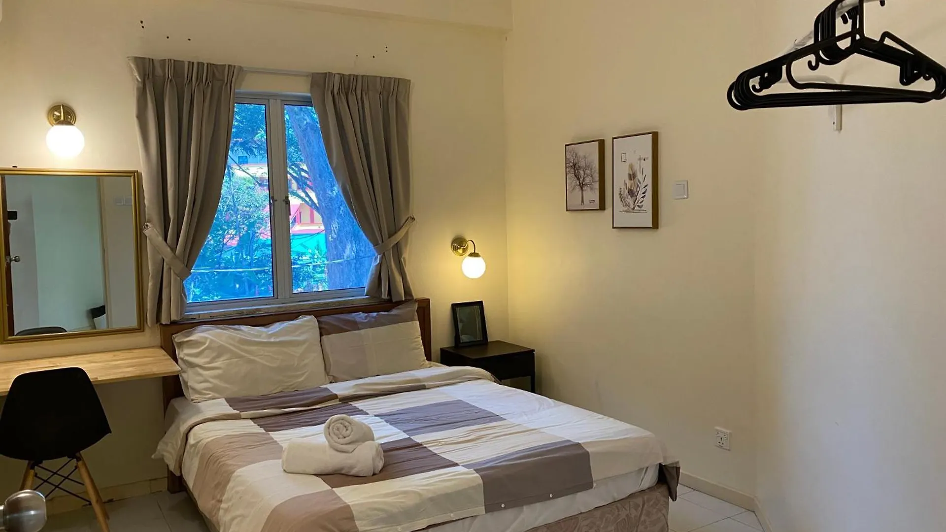 Aurora Court Service Apartment George Town
